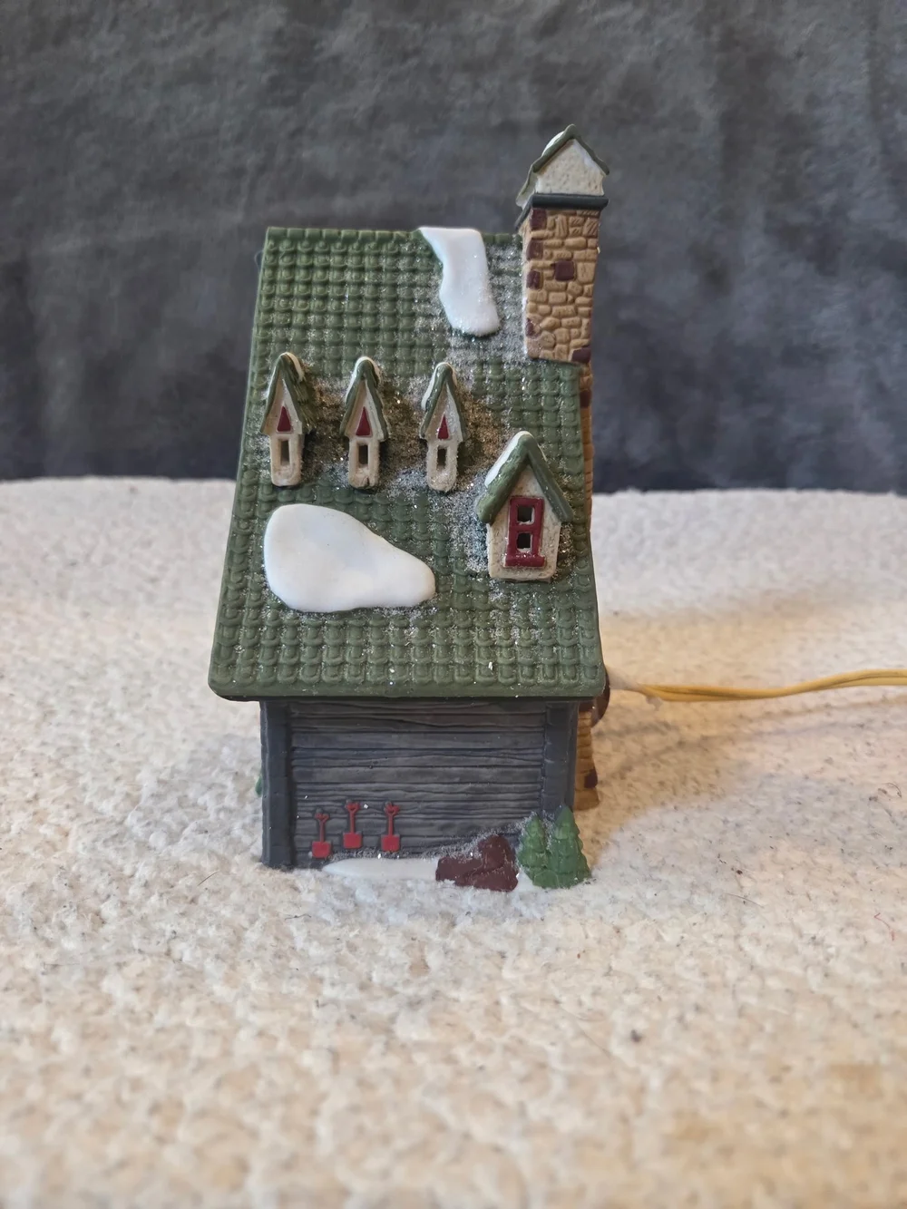 Department 56 Elves Bunkhouse - North Pole Series
